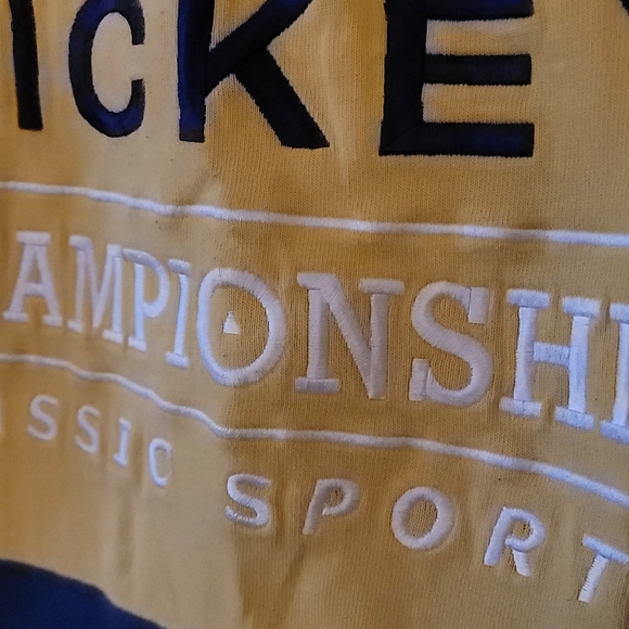 Disney sweatshirt, Size L - Picture 2 of 10